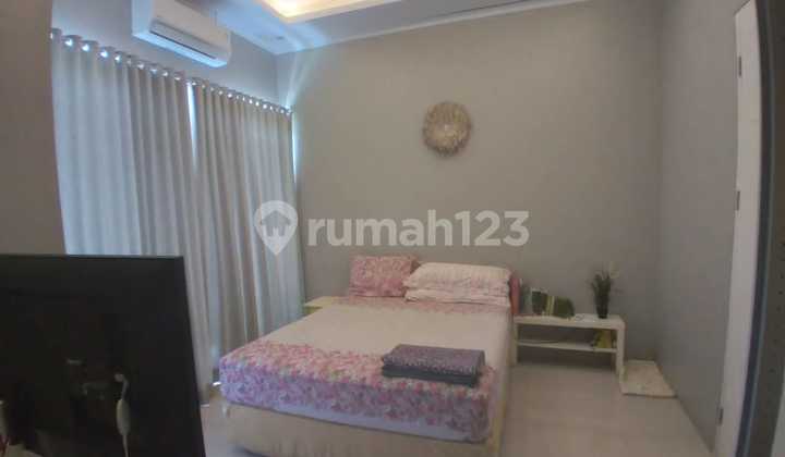 Rumah Modern, 2.5 Lantai Di Alam Sutera Sudah Di Renovasi  2