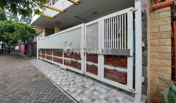 Rumah Bagus Luas - Furnished SHM - Pejaten, Jakarta Selatan 2