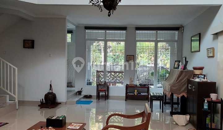 Ready-to-live charming 2-story house in Bintaro Jaya