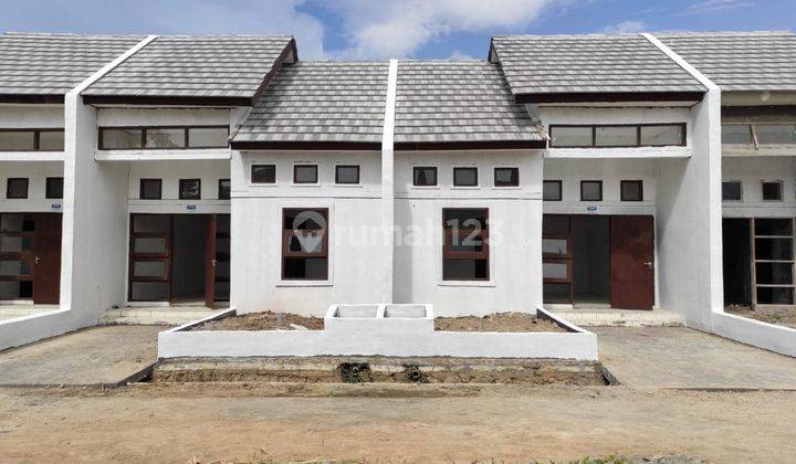 Unfurnished 3