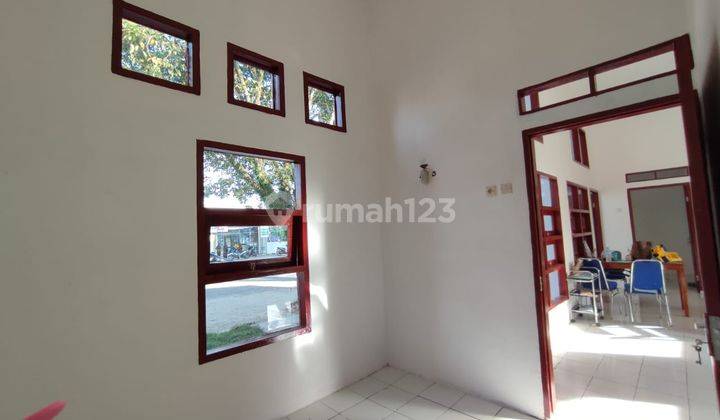 Unfurnished 6