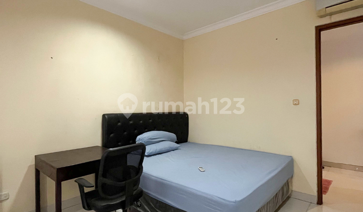 Rumah Modern Tropis Terawat Dalam Komplek Tenang Kebayoran Lama 2