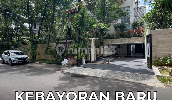 For Sale Luxury 3-Story Northwest-Facing House in Kebayoran Baru