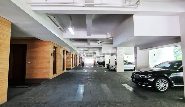 Apartment Pakubuwono Townhouse 4+1 BR Fully Furnished 2