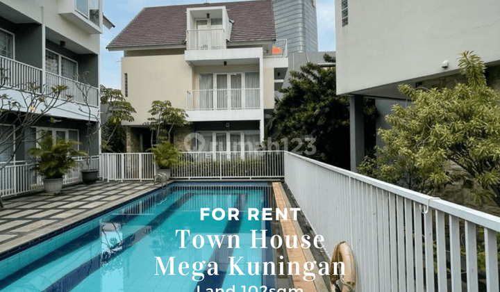 For rent townhouse di mega kuningan  1