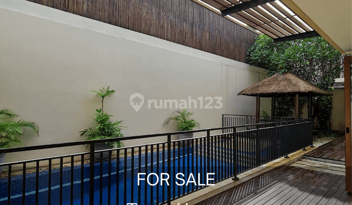 Di jual townhouse tropical garden kemang jaksel 1