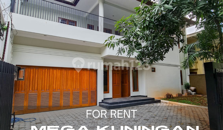 Embassy area house, prime location in Mega Kuningan, South Jakarta