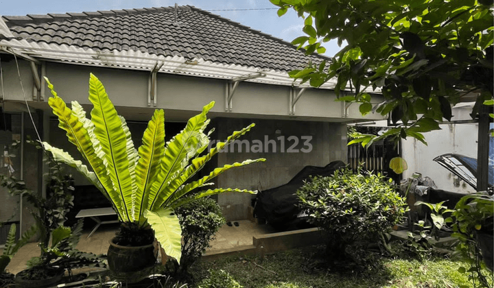 Rumah zona komersial bisa 4 lantai di kebayoran baru jaksel 1