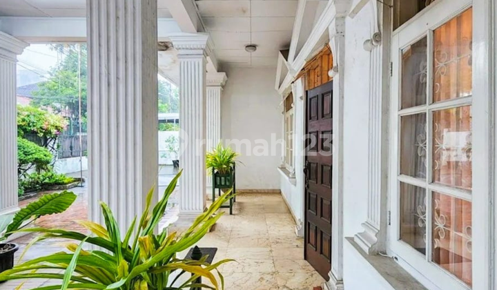 Rumah lama hitung tanah di bangka kemang jaksel 2