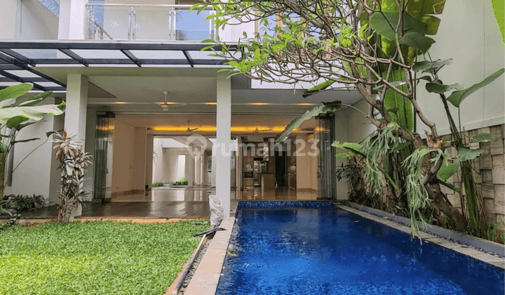 Rumah modern di kemang dalam jaksel 1