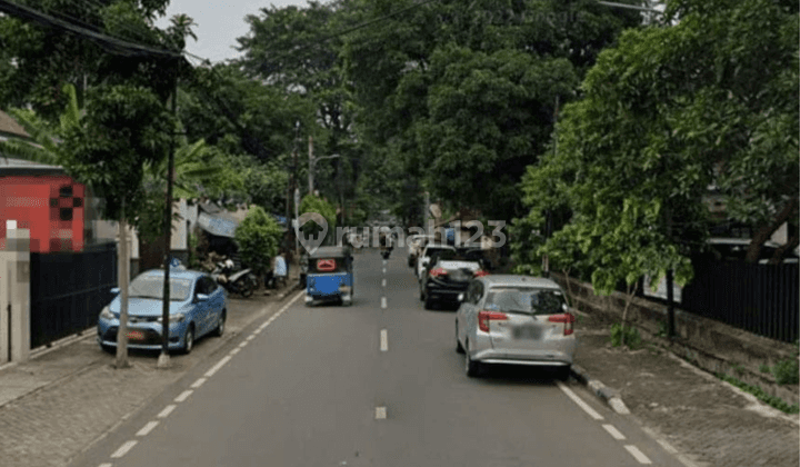 Rumah lokasi strategis zona komersial di menteng jakpus 2