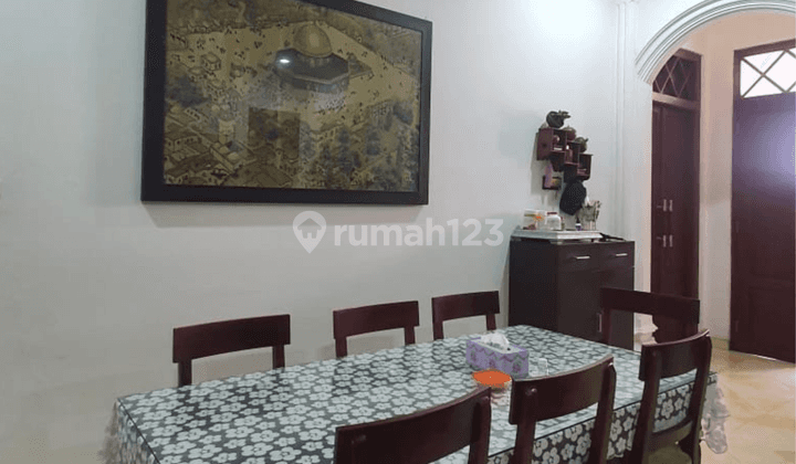 Rumah dan kost zona komersil K1 Gambir Jakpus 2