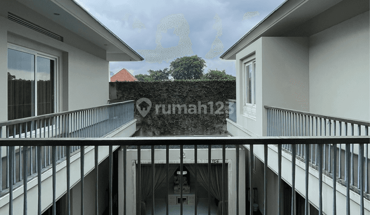 Rumah mewah modern murah di menteng jakpus 2