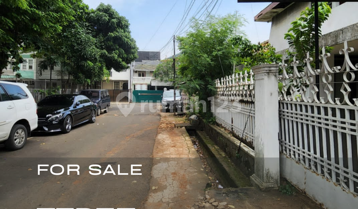 Rumah lama hitung tanah murah di tebet jaksel