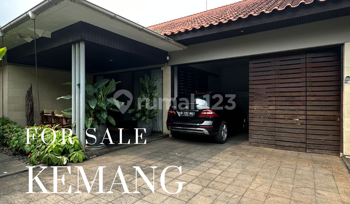 Rumah siap huni design by yori antar di kemang jaksel