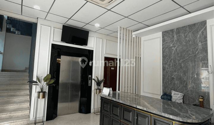 Minu building full marmer lokasi strategis di ampera raya 2