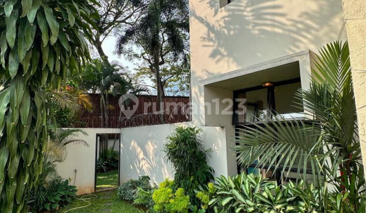 Rumah modern siap huni di Kebagusan townhouse 2