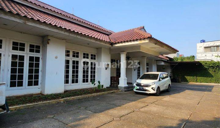 Rumah siap huni lokasi strategis di kemang 2