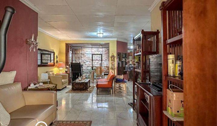 Rumah siap huni lokasi strategis di simprug 1