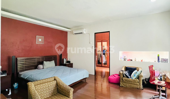 Rumah Mewah Modern Hadap Selatan Selangkah ke Pondok Indah Mall
