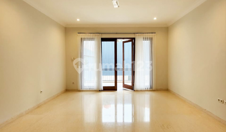 Rumah Baru Modern Tropikal Depan Taman Dalam Komplek Lebak Bulus 2