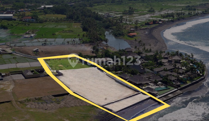 Absolute Beachfront Land At Pabean Beach, Sukawati, Bali Absolute Beachfront Land At Pabean Beach, Sukawati, Bali
