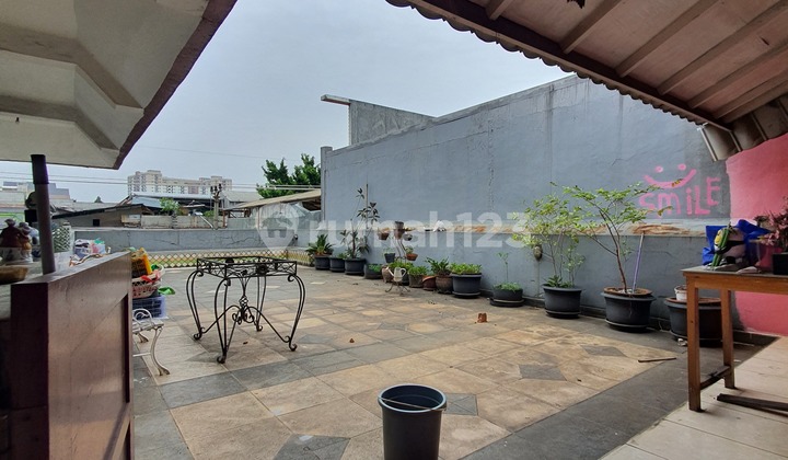 Ruang Usaha didaerah Ciledug 8