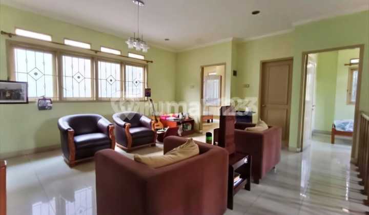 Rumah Eksklusif dengan Full Fasilitas Rumah Eksklusif dengan Full Fasilitas