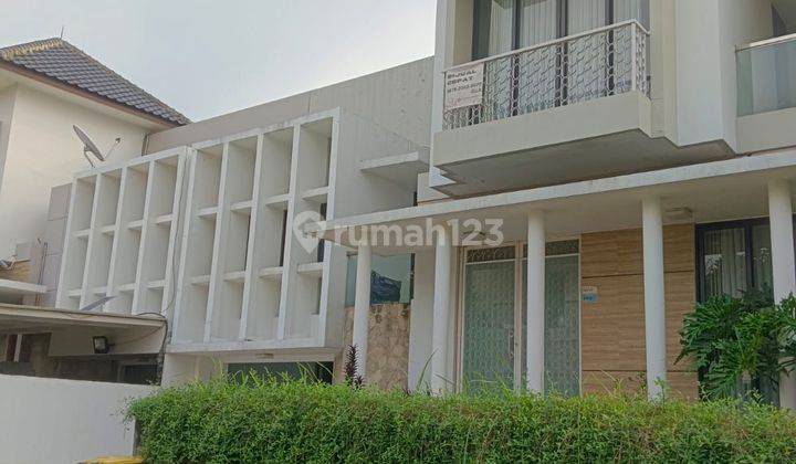 Rumah Bagus 2 Lantai Bintaro Jaya Sektor 7 Lokasi Sangat Strategis 1