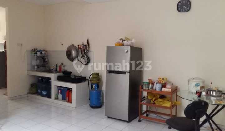 Minimalist 2-story ready-to-occupy house in Graha Raya 2