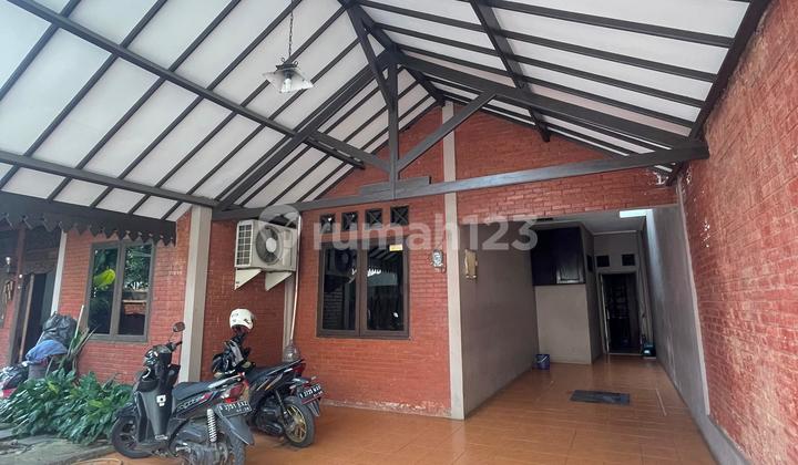 Rumah Semi Furnished Di Jl. Grinting Berstatuskebayoran Baru - Jakarta Selatan, Kebayoran Baru SHM - Sertifikat Hak Milik