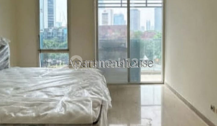Quick Sale Penthouse at Sudirman Residence 350Sqm Private Pool, Price 11M Negotiable 2