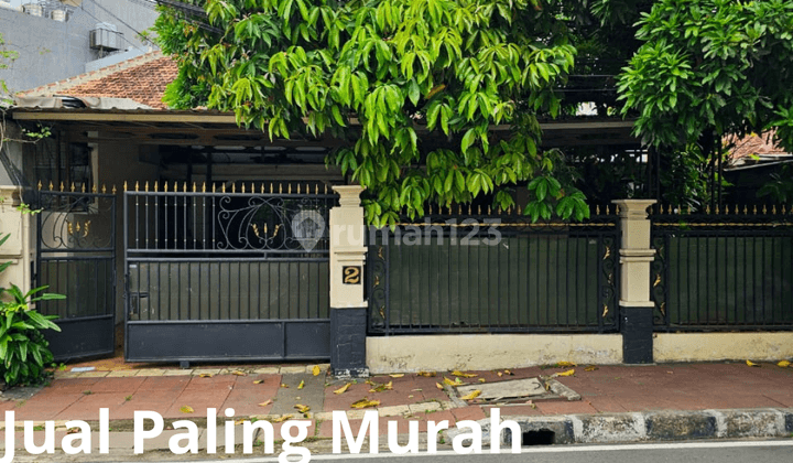 Jual Paling Murah House at Menteng Luas 353sqm,harga 21.6 Milyar nego 1