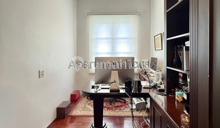Jual Cepat Luxury House at Pondok Indah Luas 425sqm,harga 8,5M nego tipis  2