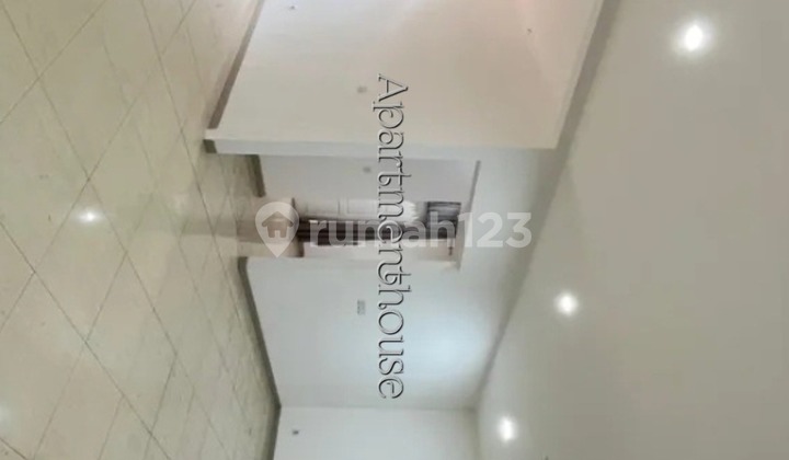 Jual Kosan exclusive at Setiabudi Sudirma 3 lantai Luas 700sqm,harga 15M 2