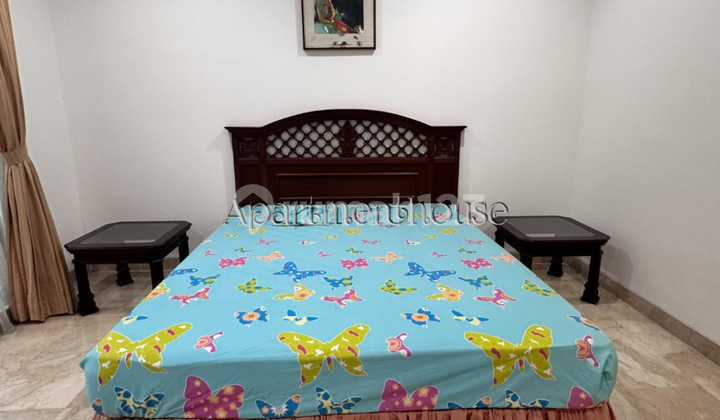 Jual Cepat House At Mega Kuningan Area Luas 540Sqm,Harga 38M Nego 2