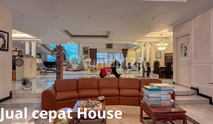 Jual Cepat House at Mega Kuningan area,luas 509sqm,harga 35M Jual Cepat House at Mega Kuningan area,luas 509sqm,harga 35M