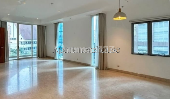 Jual Penthouse with Private Pool at Sudirman Residence Luas 350sqm,harga 13,8M nego  2