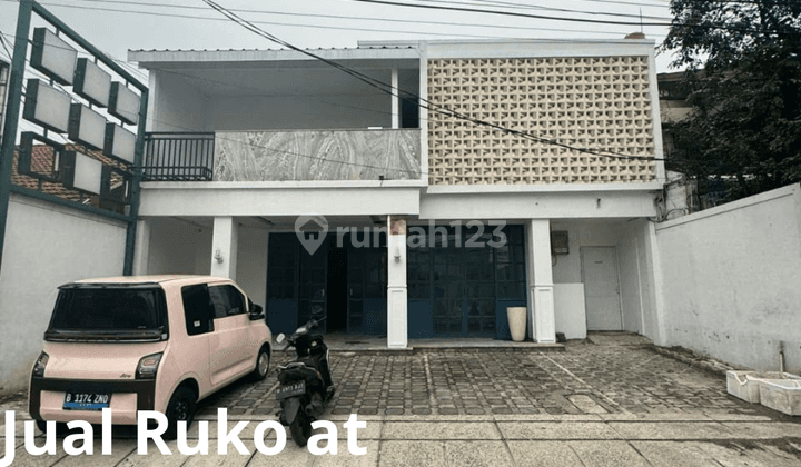 Jual Ruko at Panglima Polim area Luas 200sqm,harga 10 Miliar 