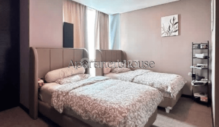 Jual Cepat The Peak Sudirman Luas 202sqm,Brand New Furnished,harga 7,5M nego 2