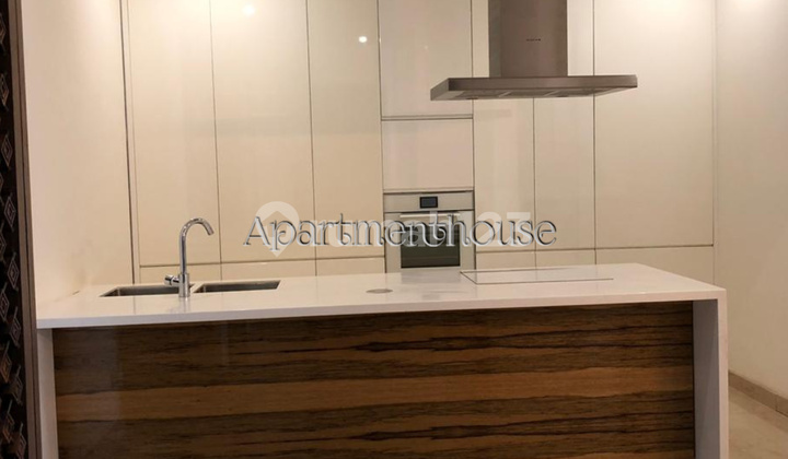 Quick Sale Pakubuwono House Apartment Area 175Sqm, Price 5.8M 2