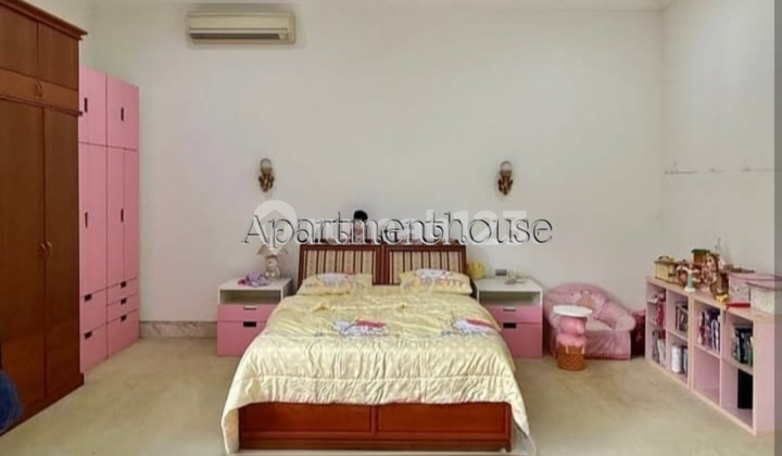 For Sale: House at Patal Senayan, Area 583 sqm, Price 43M negotiable. 2