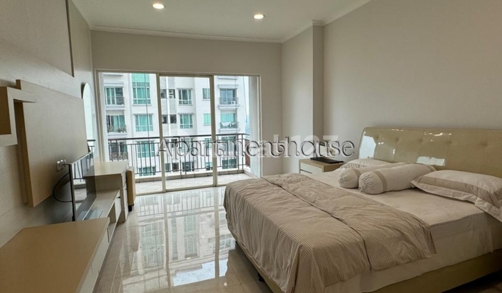 Cheapest Sale Senayan Residences Apartment 190sqm, price 5M