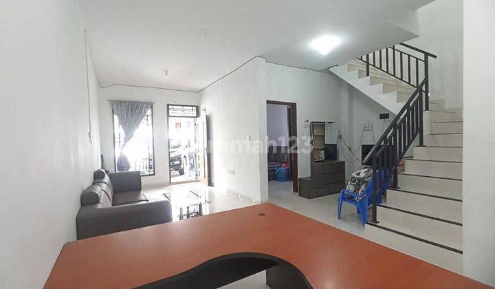 Dijual Rumah 2 lt Full Renovasi di Penuin hadap timur 3