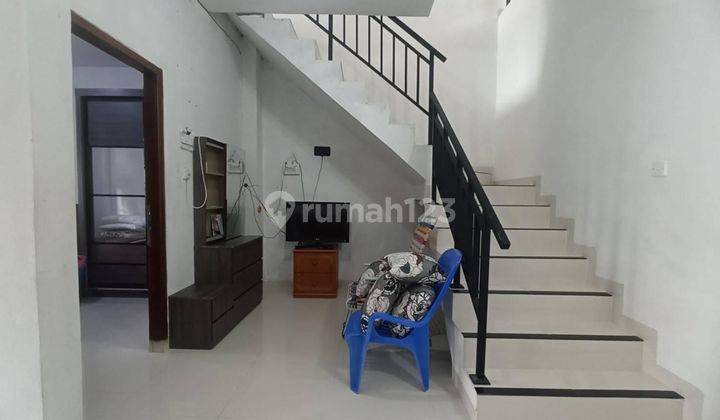 Dijual Rumah 2 lt Full Renovasi di Penuin hadap timur 9