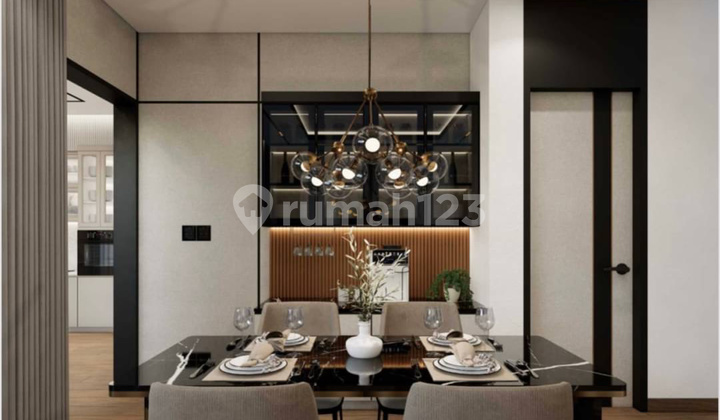 Rumah Baru Hadap timur dekat kolam Renang di Beverly