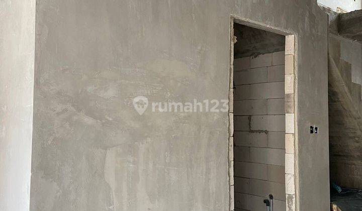 Dijual Rumah Semi Finishing Daerah Blumbungan 11