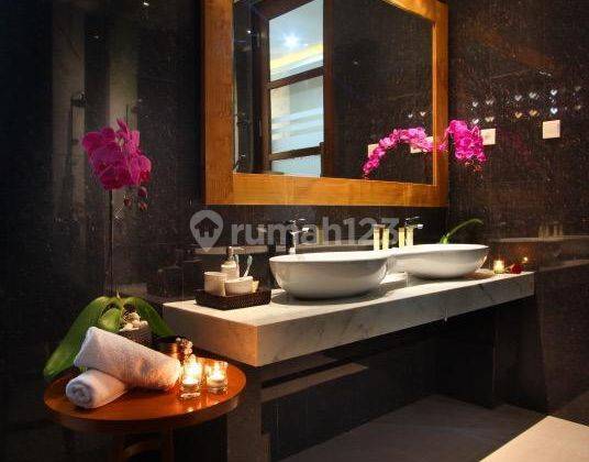 Dijual Sewa Villa Fully Furnished Mewah Dan Nyaman Gatsu Timur 9