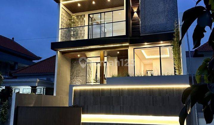 Experience Luxurious Living In Denpasar  1