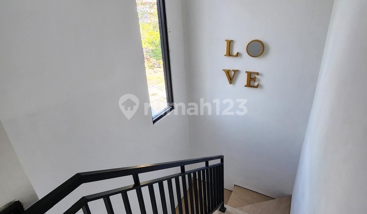 Modern minimalist concept house in West Denpasar 2